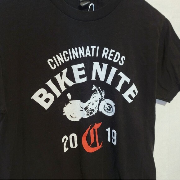 Cincinnati Reds 2019 Bike Night Tee Size Small - Picture 2 of 7